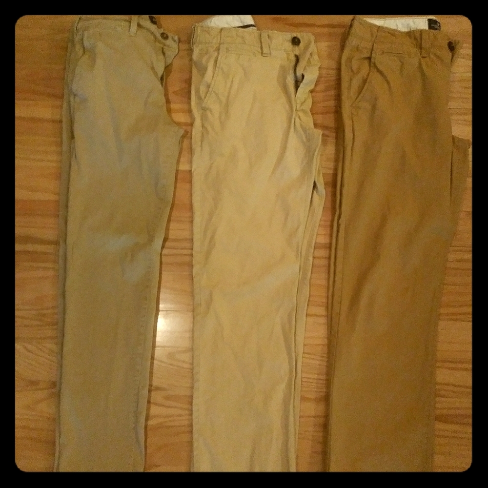 American Eagle Khakis 3 Pair Lot